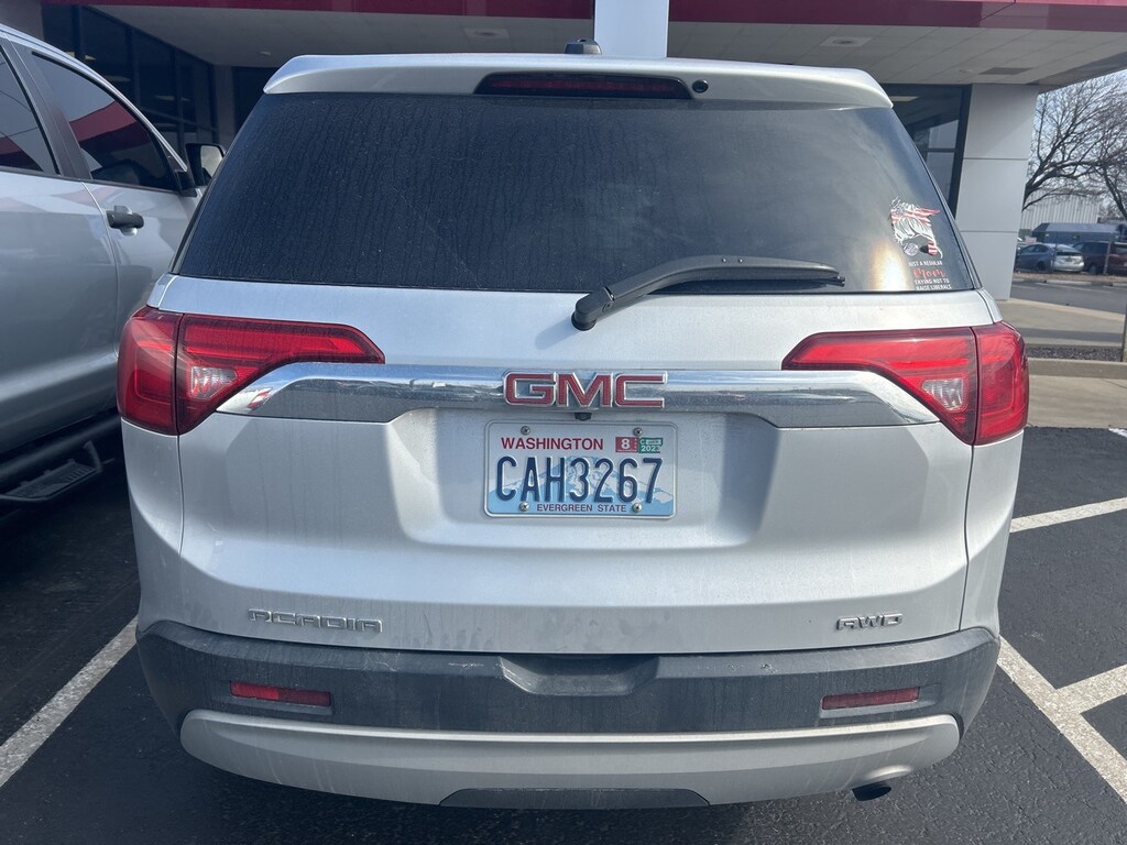 Used 2018 GMC Acadia SLE-1 SUV