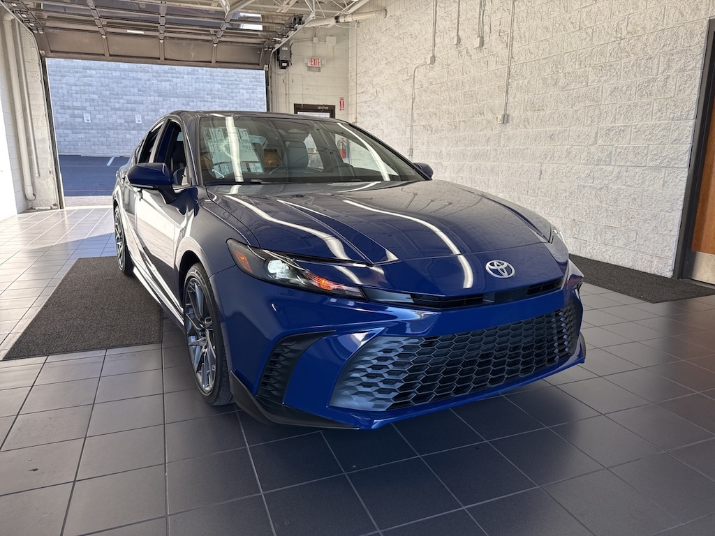 New 2026 Toyota Camry SE Sedan