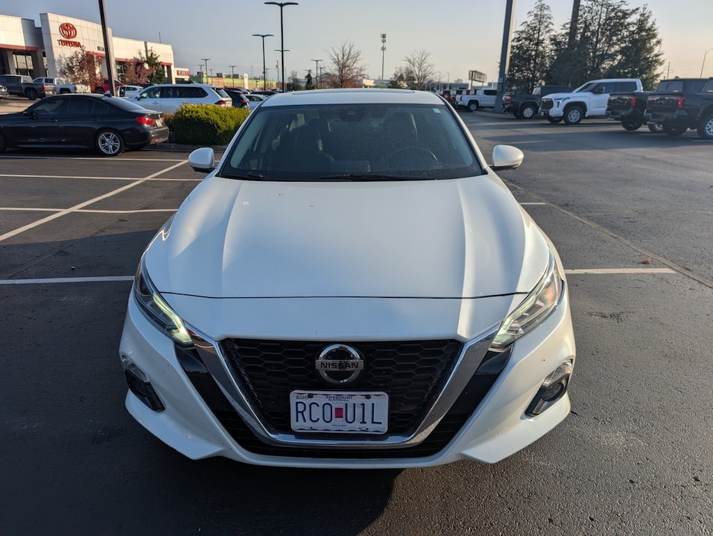 Used 2019 Nissan Altima 2.5 Platinum Sedan