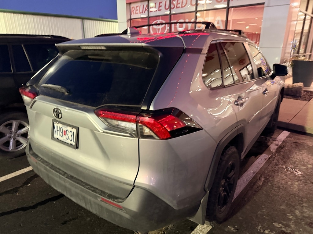 Used 2021 Toyota RAV4 XLE SUV