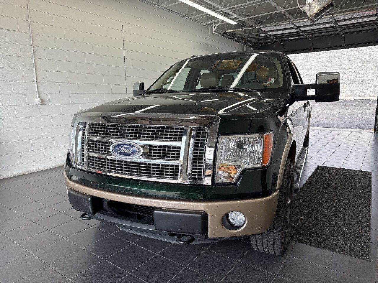 2012 Ford F-150 Lariat photo 3