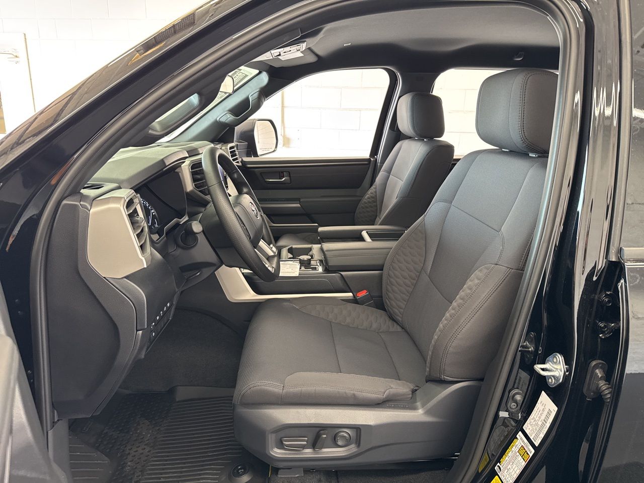 2026 Toyota Tundra SR5 - Photo 13