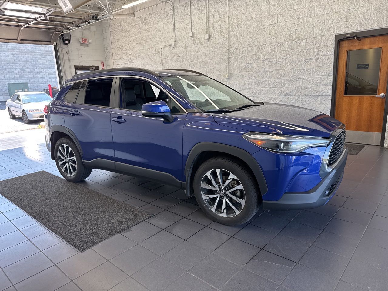 2022 Toyota Corolla Cross XLE AWD's photo