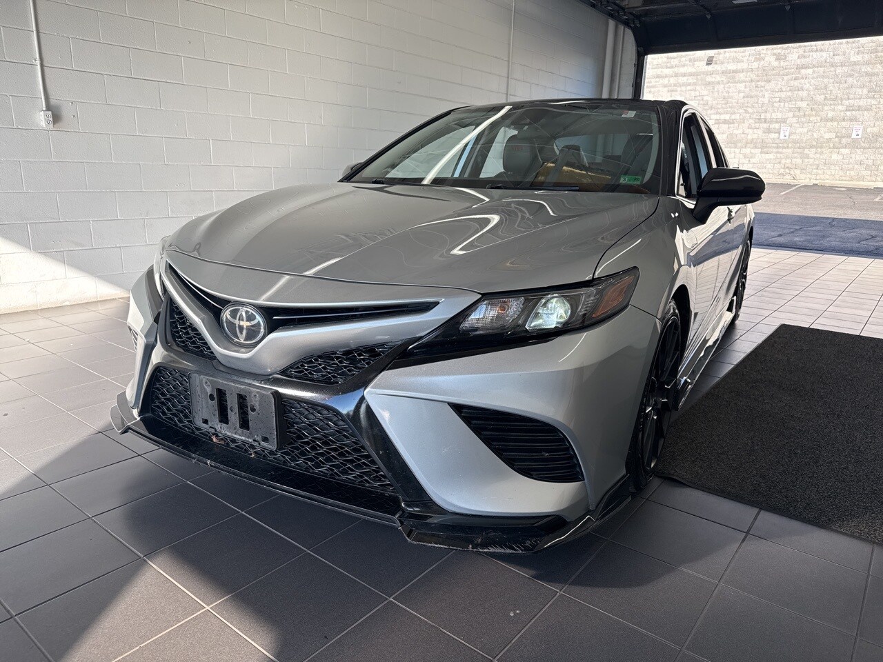 2020 Toyota Camry TRD V6 photo 3
