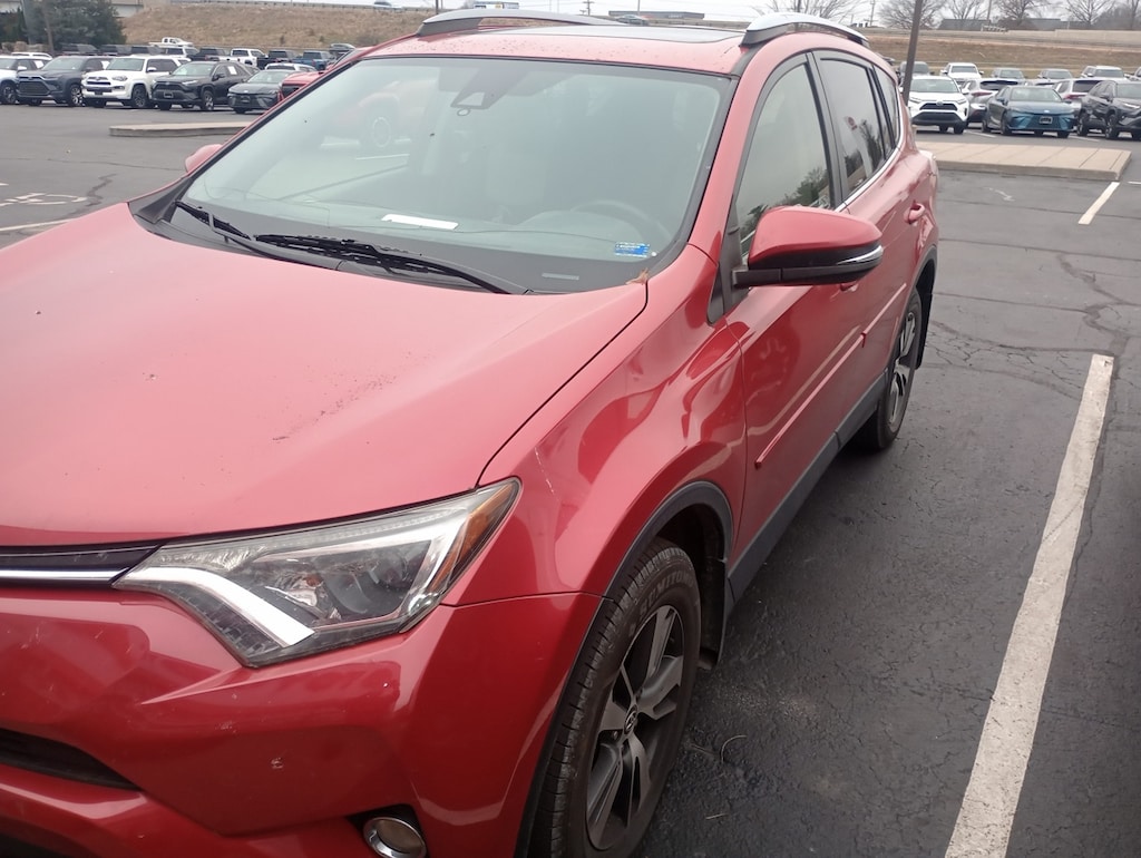 Used 2017 Toyota RAV4 XLE SUV