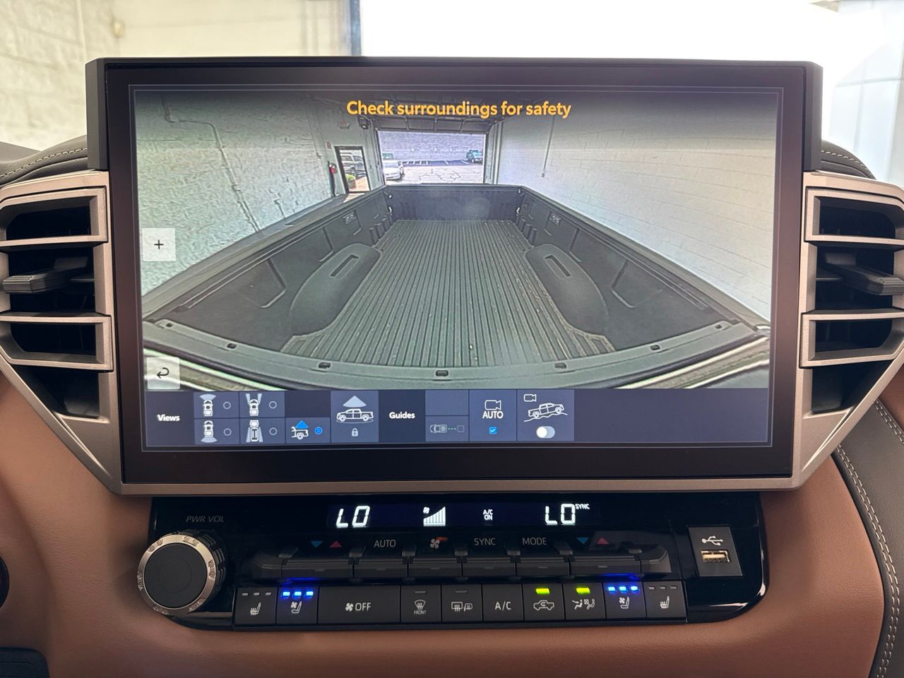 2026 Toyota Tundra 1794 Edition - Photo 30