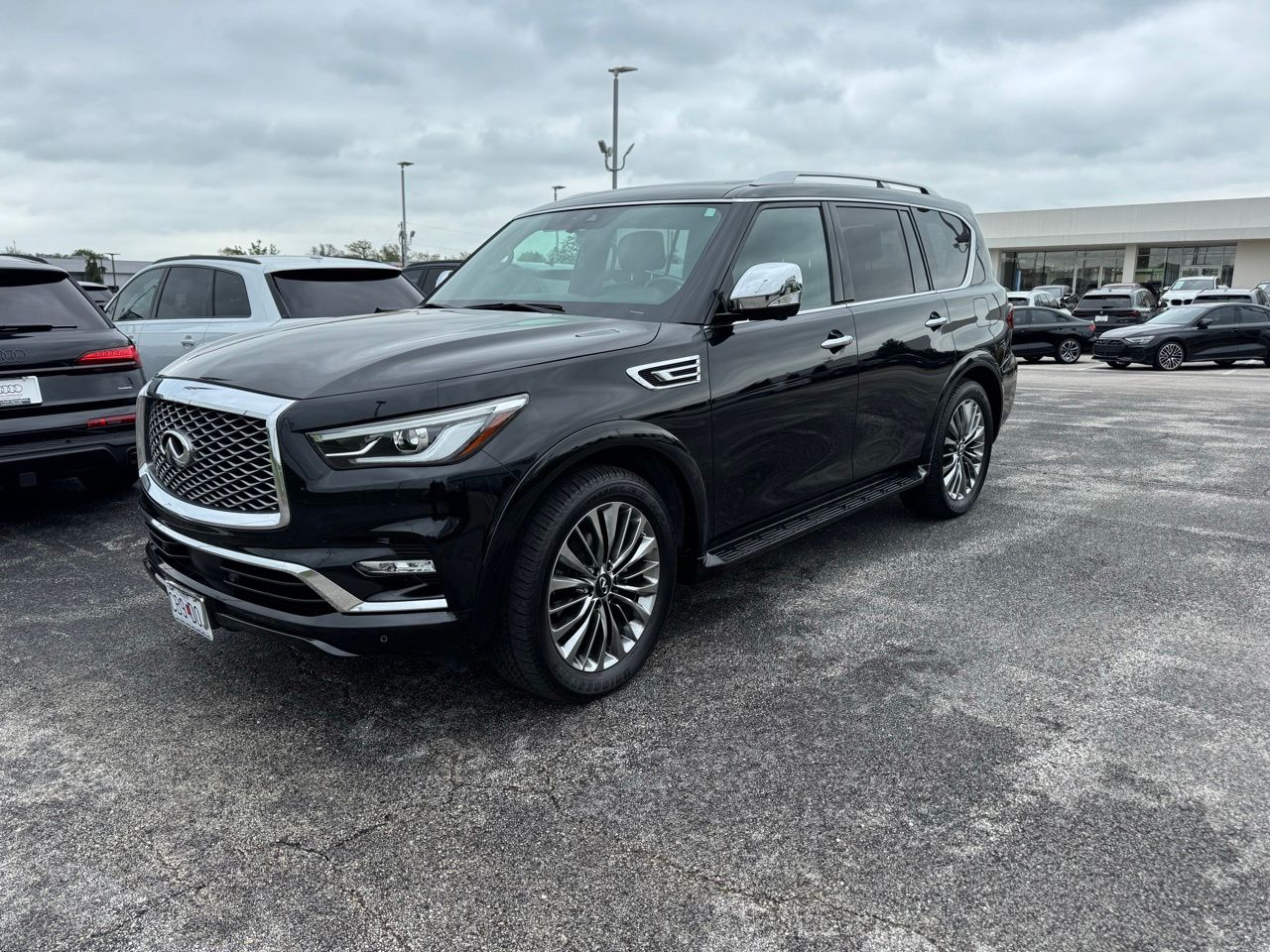 2021 INFINITI QX80 Sensory 4WD's photo