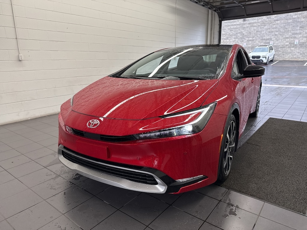 New 2026 Toyota Prius Plug-In Hybrid XSE Premium Hatchback
