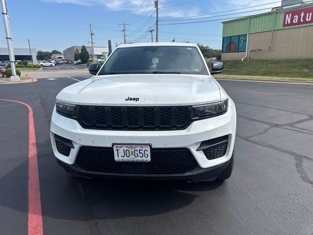 Used 2023 Jeep Grand Cherokee Altitude X SUV