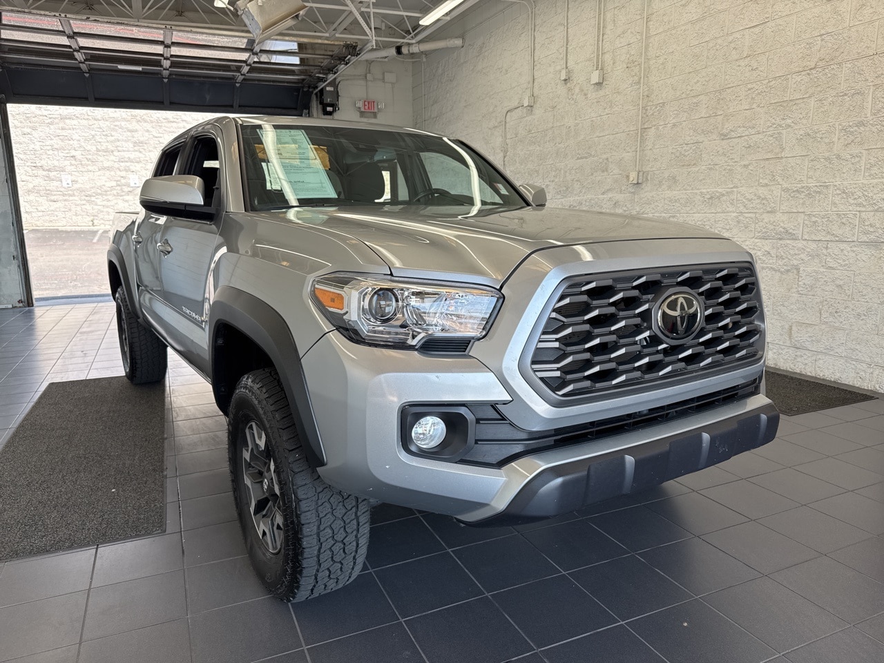 Used 2023 Toyota Tacoma TRD Off Road with VIN 3TMCZ5AN4PM613918 for sale in Springfield, MO