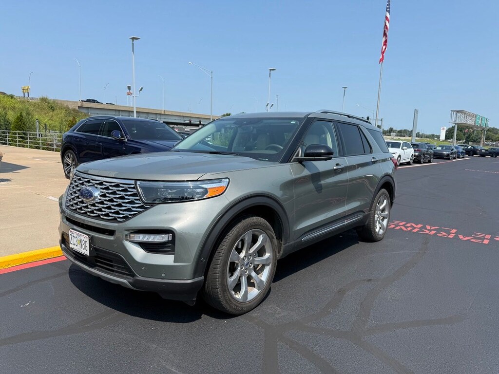 Used 2020 Ford Explorer Platinum SUV