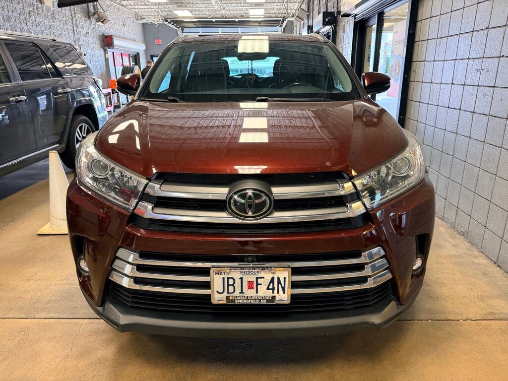 Used 2019 Toyota Highlander Limited Platinum SUV