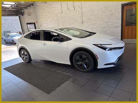 2026 Toyota Prius LE Hatchback