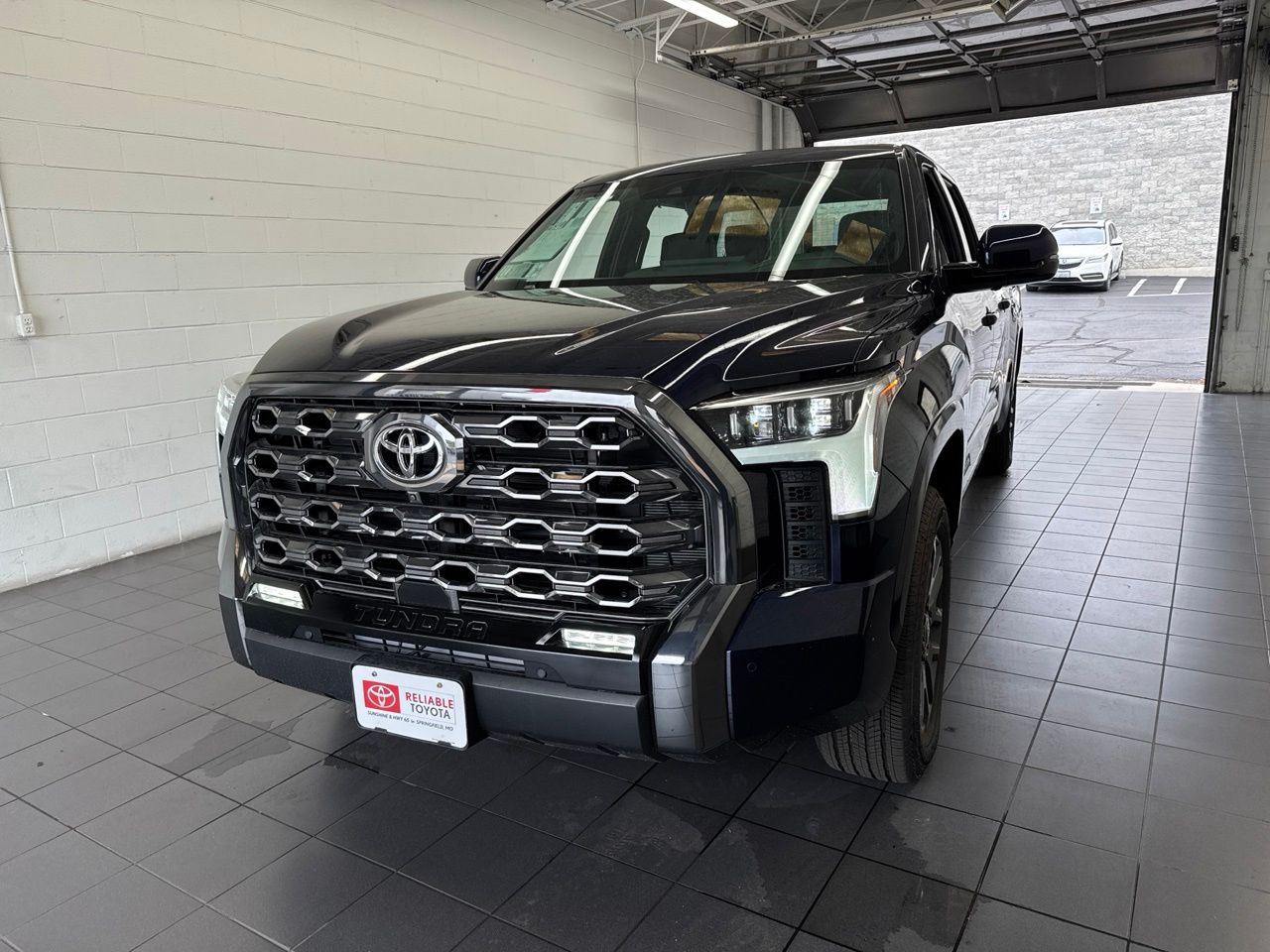 2026 Toyota Tundra Platinum - Photo 3