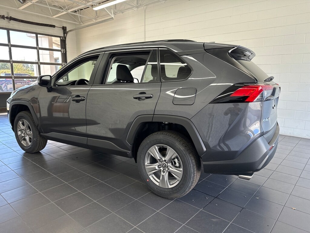 New 2025 Toyota RAV4 XLE SUV