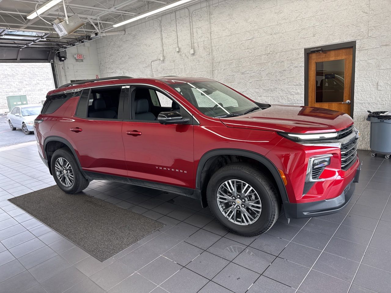 2025 Chevrolet Traverse AWD LT's photo