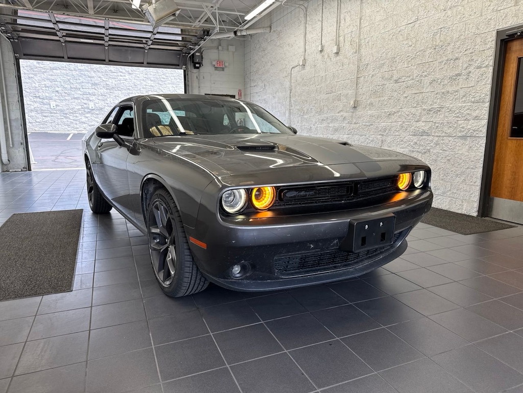 Used 2020 Dodge Challenger SXT Coupe