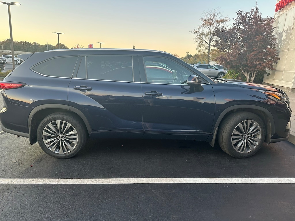 Used 2020 Toyota Highlander Platinum SUV