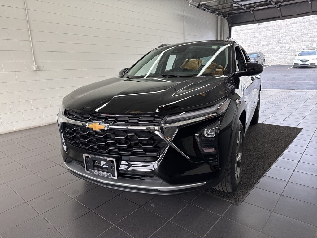 Used 2024 Chevrolet Trax LT SUV