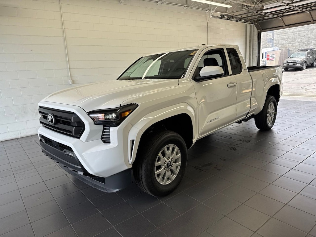New 2026 Toyota Tacoma SR5 Truck XtraCab