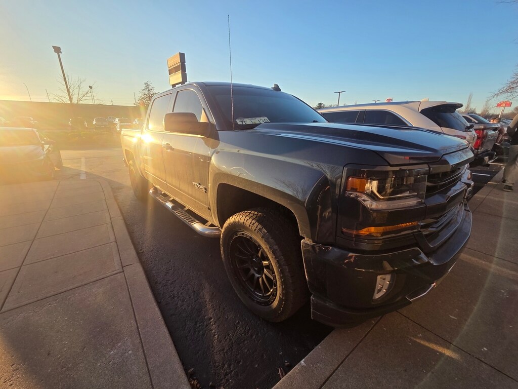 Used 2018 Chevrolet Silverado 1500 LT Truck