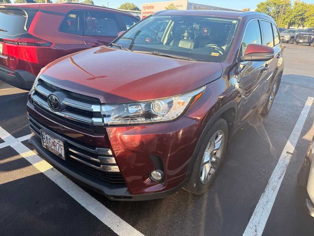 Used 2017 Toyota Highlander Limited SUV