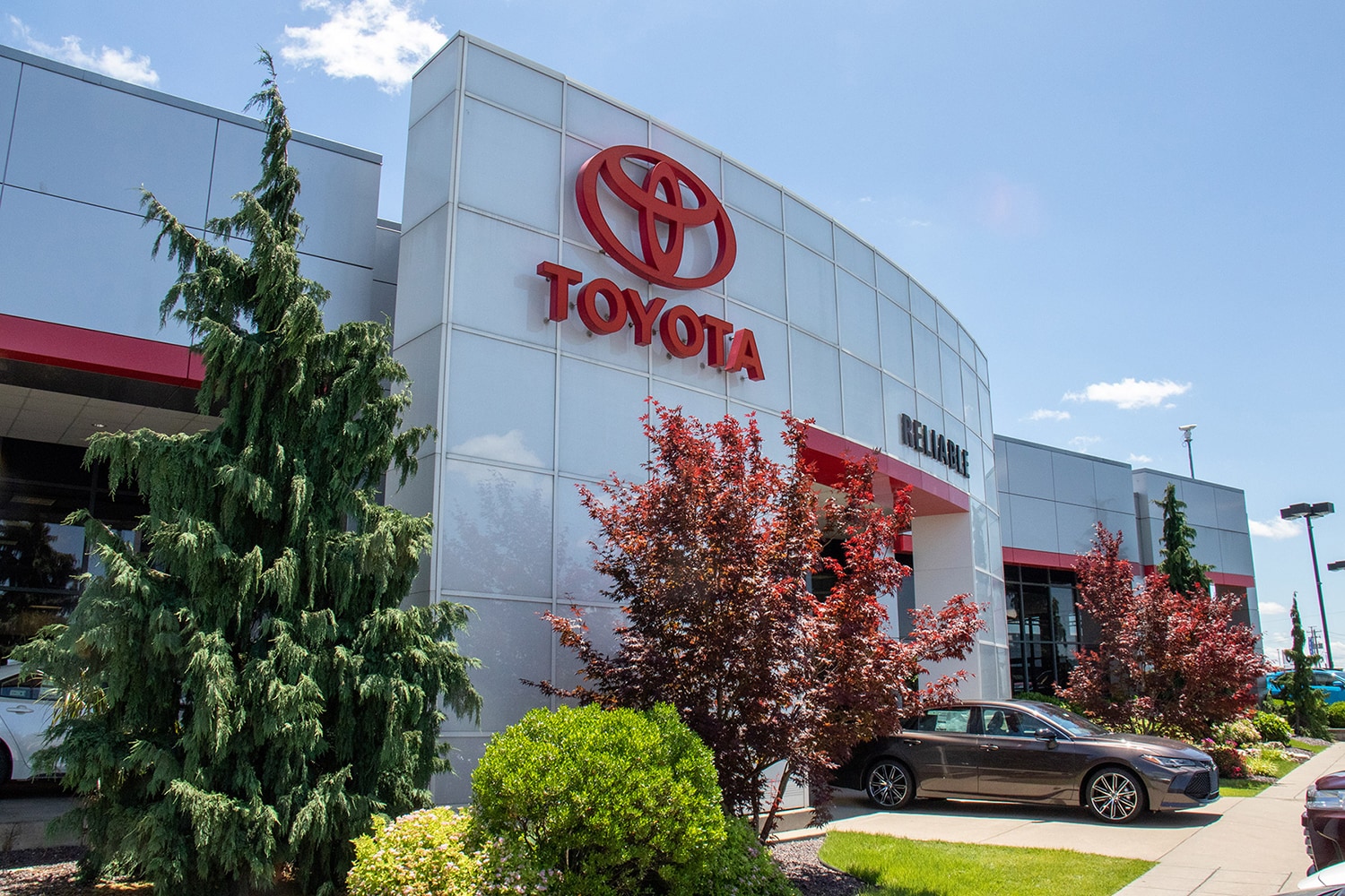 Reliable Toyota | New & Used Toyota Cars | Springfield near Ozark, MO