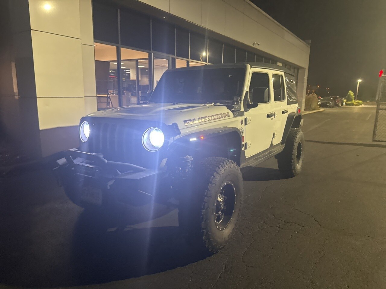 2018 Jeep Wrangler Unlimited Rubicon photo 2