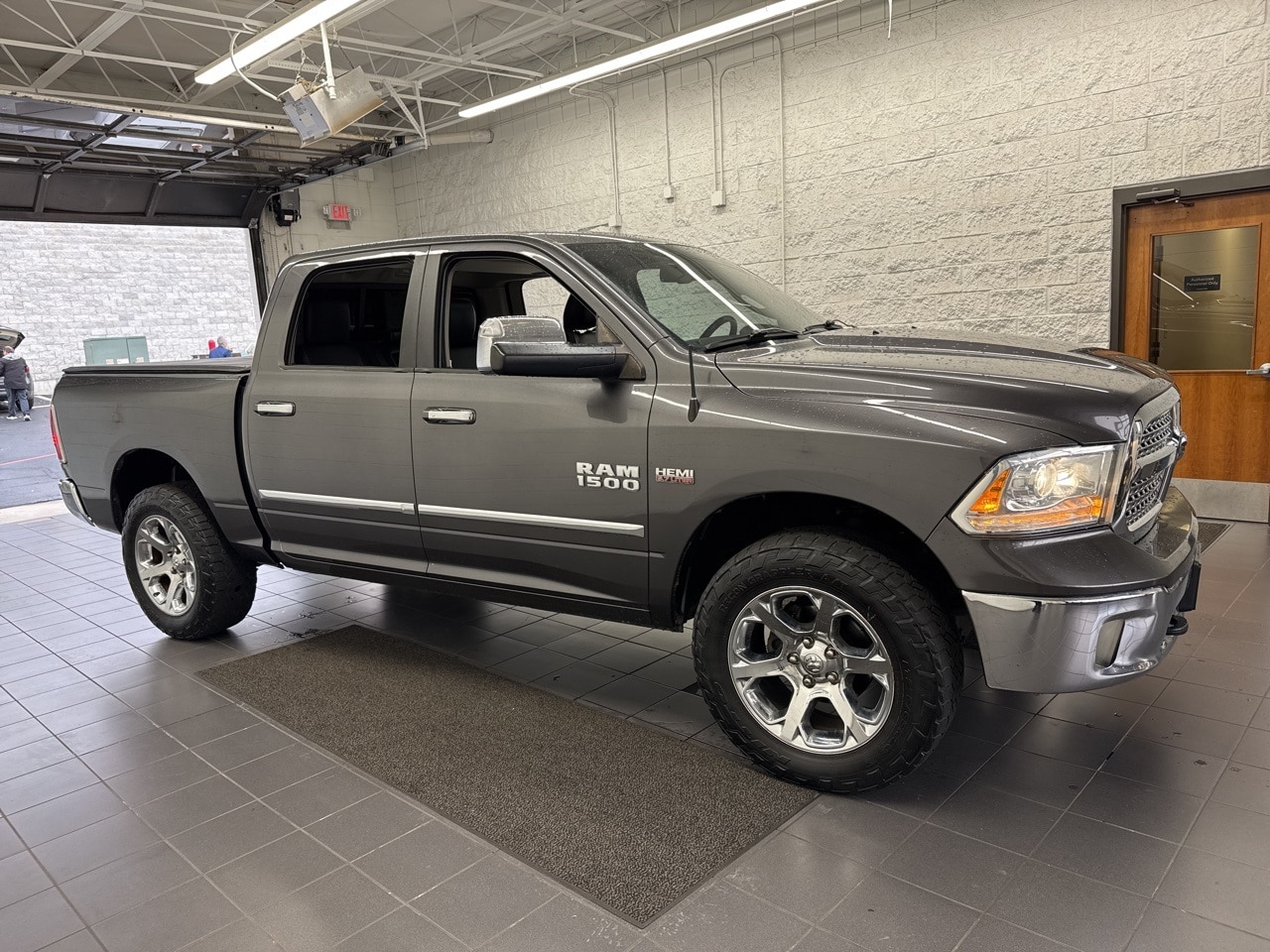 2017 RAM Ram 1500 Pickup Laramie