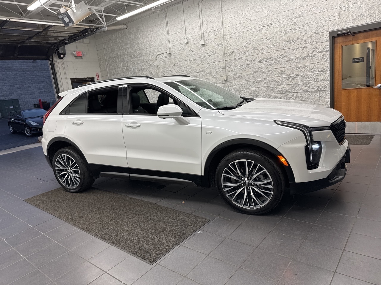 2024 Cadillac XT4 Sport's photo
