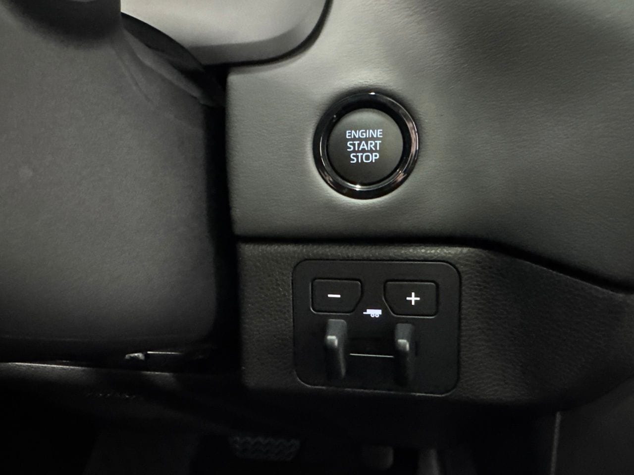 2026 Toyota Tundra Platinum - Photo 24
