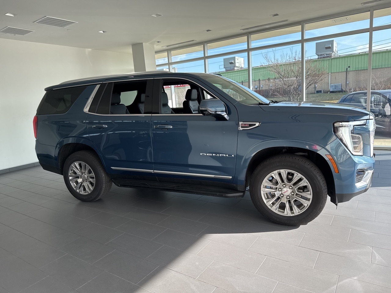 2025 GMC Yukon Denali's photo