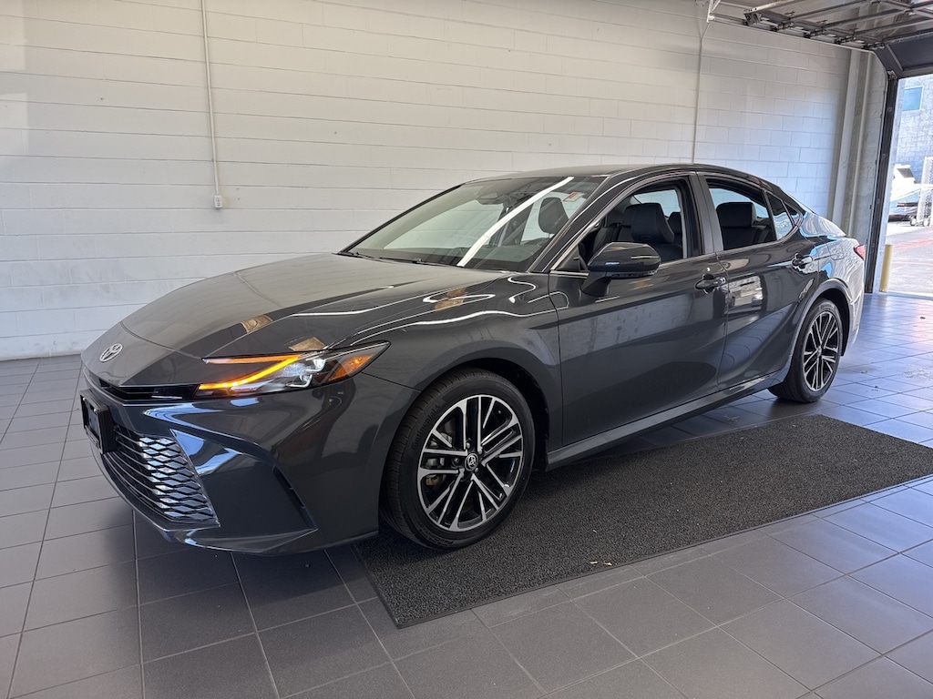 Used 2025 Toyota Camry XLE Sedan