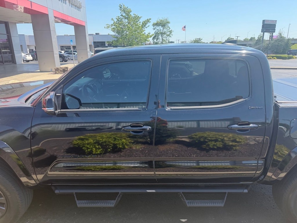 Used 2022 Toyota Tacoma Limited Truck