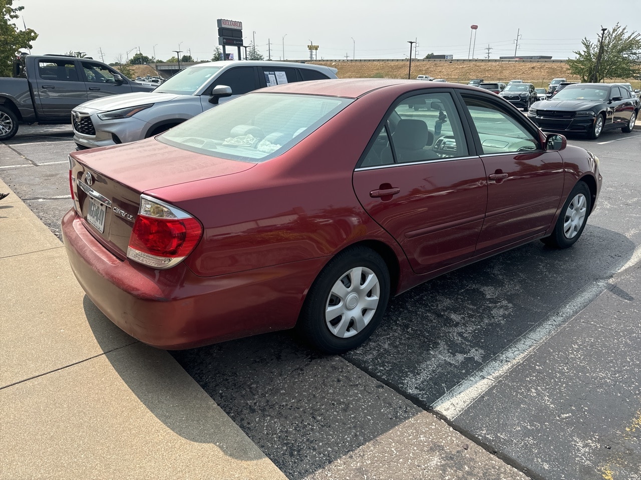 Used 2005 Toyota Camry LE with VIN 4T1BE30K15U014868 for sale in Springfield, MO