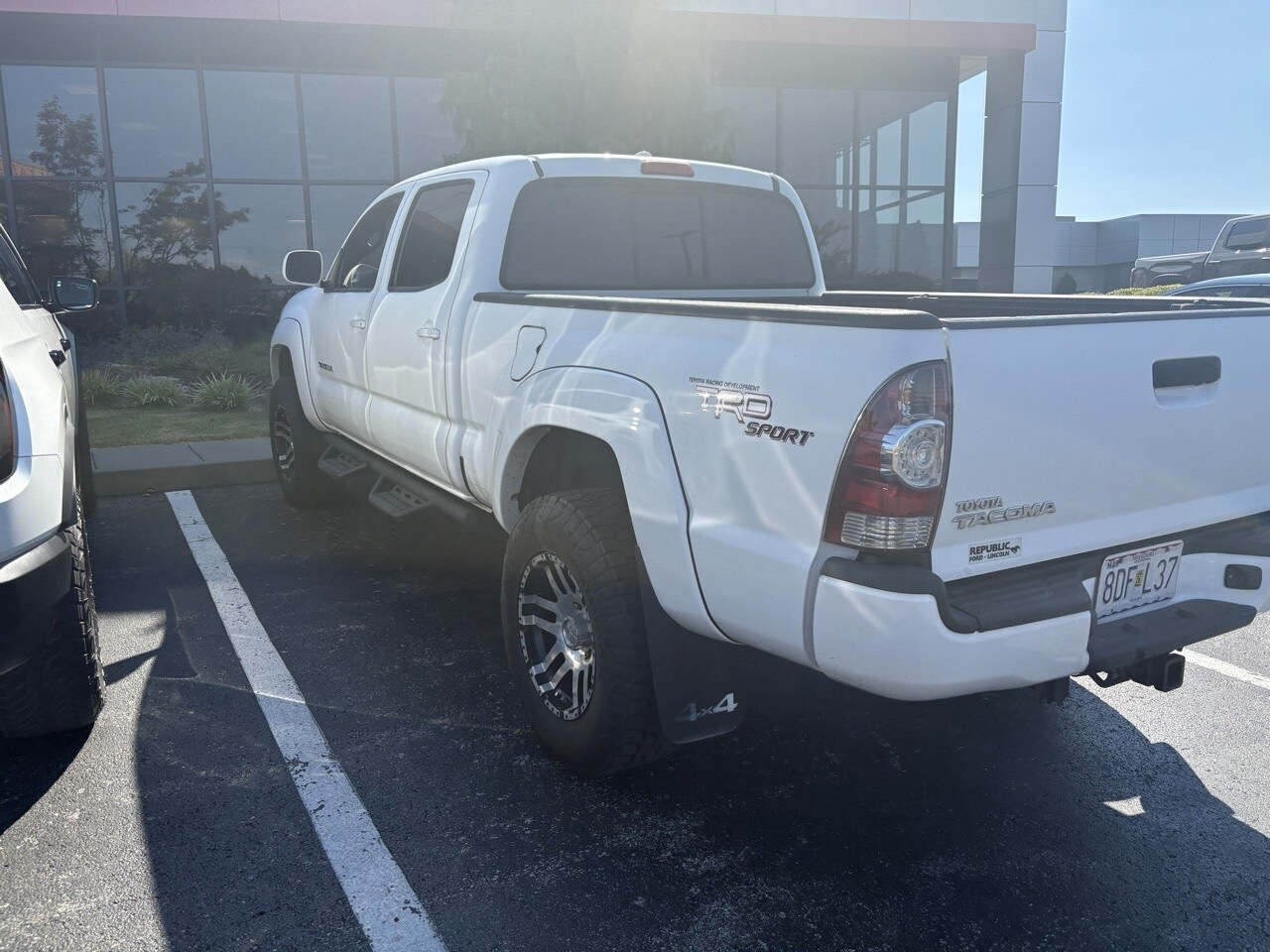 2010 Toyota Tacoma Base photo 3