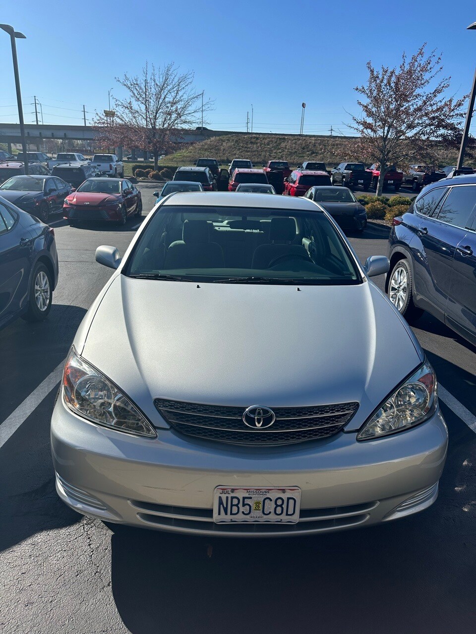 2003 Toyota Camry LE photo 3