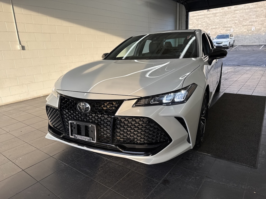 Certified 2020 Toyota Avalon XSE Sedan