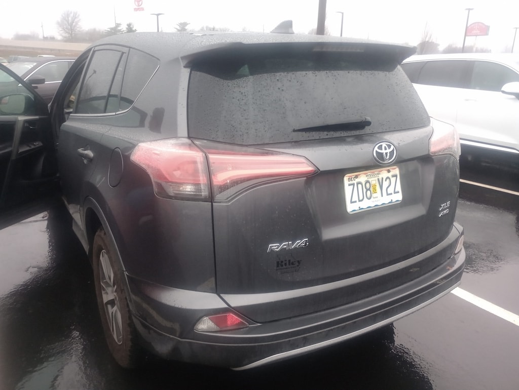 Used 2018 Toyota RAV4 XLE SUV
