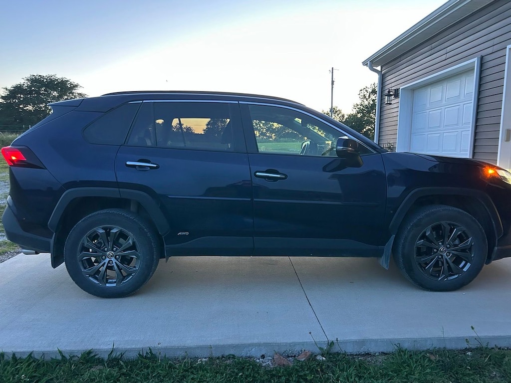 Used 2024 Toyota RAV4 Hybrid Limited SUV