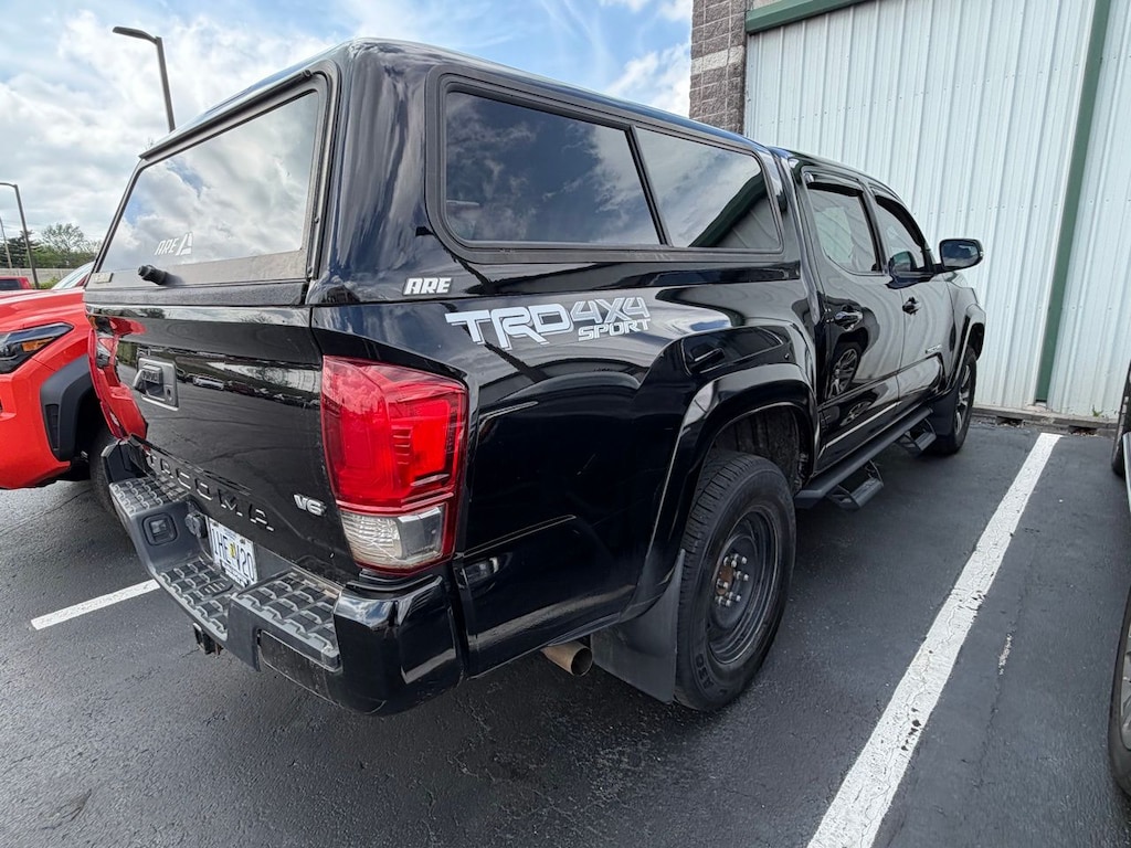 Used 2016 Toyota Tacoma TRD Sport Truck