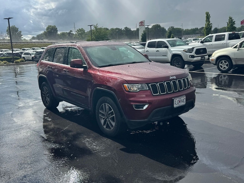 Used 2019 Jeep Grand Cherokee Laredo E SUV