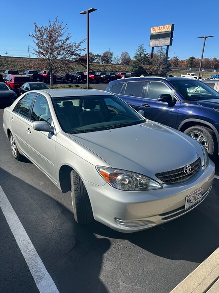2003 Toyota Camry LE Sedan