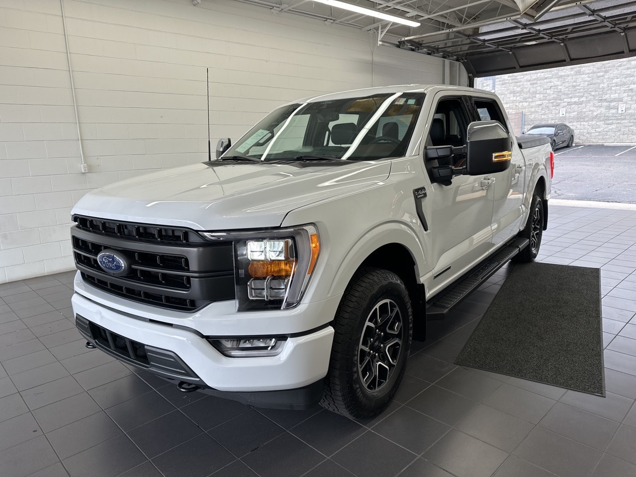 Used 2022 Ford F-150 Lariat with VIN 1FTFW1EDXNFA69986 for sale in Springfield, MO