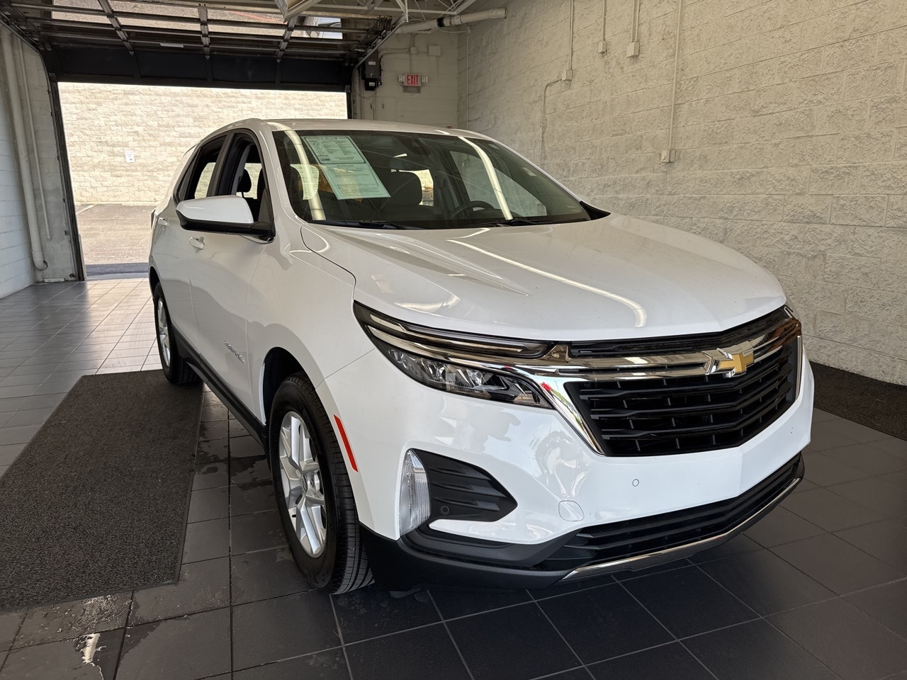 Used 2022 Chevrolet Equinox LT with VIN 3GNAXKEV3NL311567 for sale in Springfield, MO