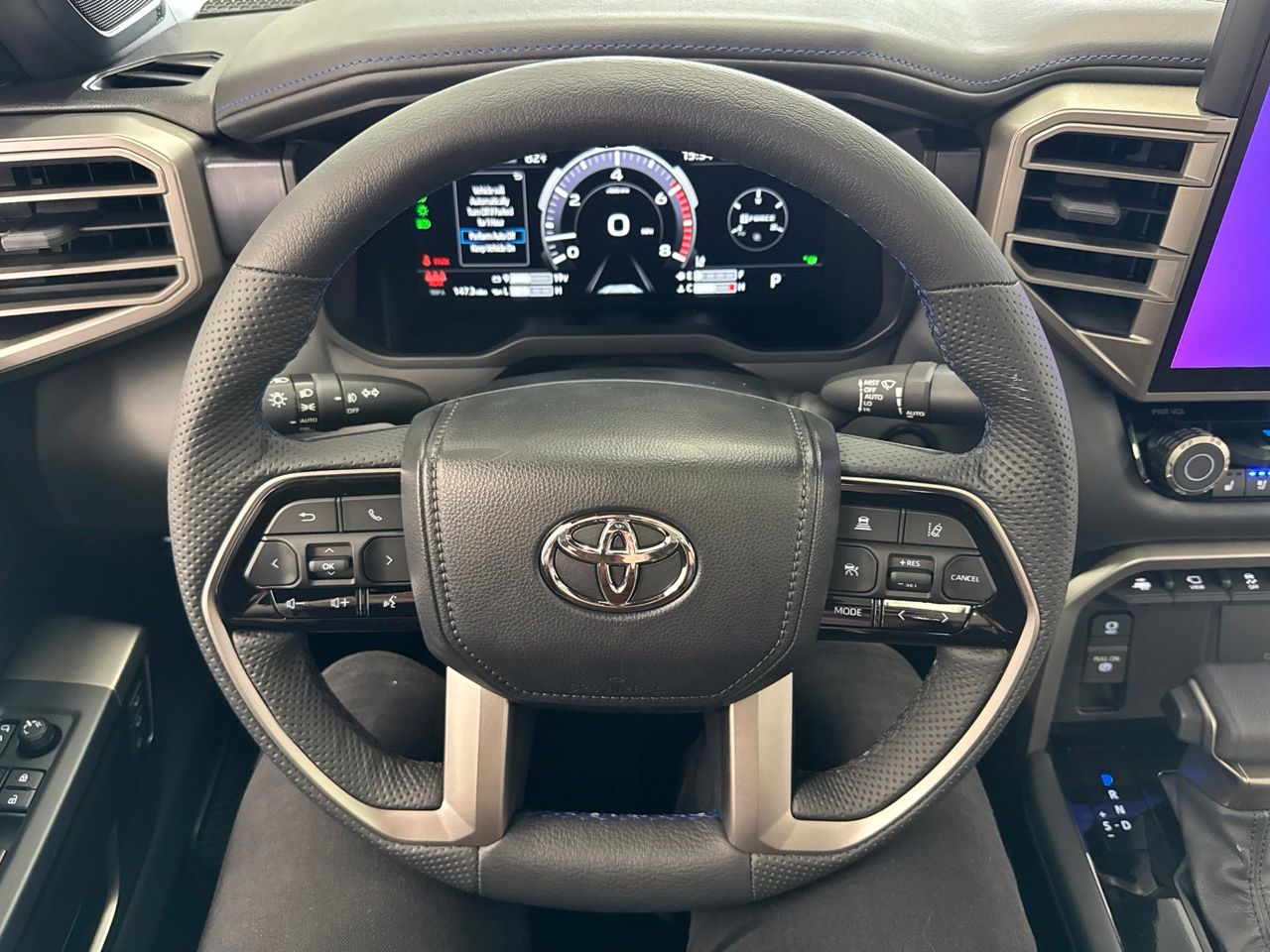 2026 Toyota Tundra Platinum - Photo 19