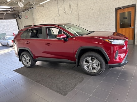 2025 Toyota RAV4 XLE SUV