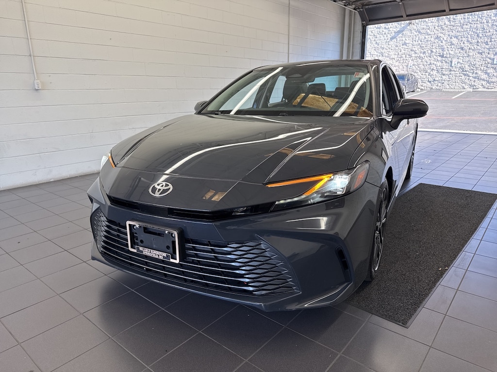 Used 2025 Toyota Camry XLE Sedan