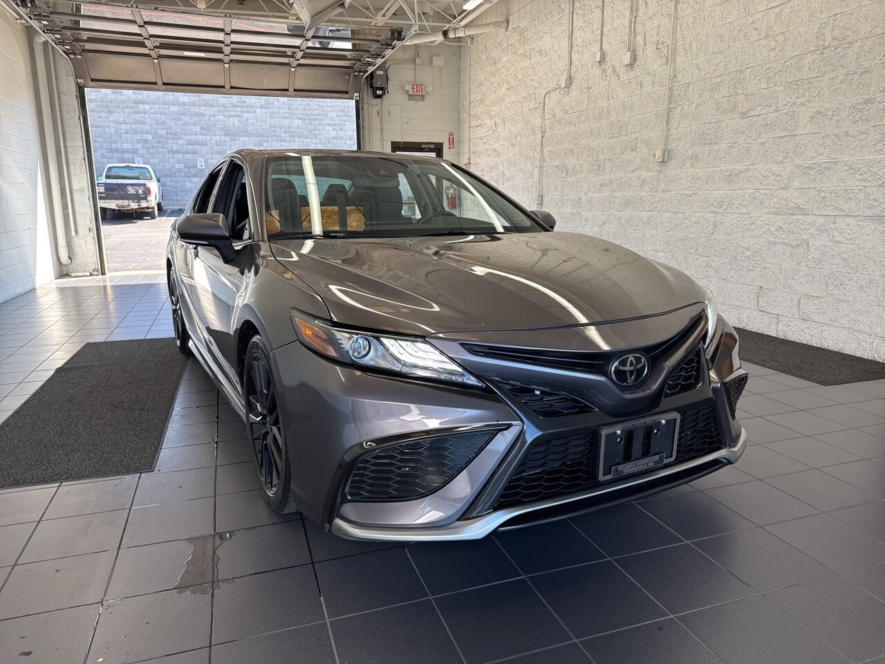 2023 Toyota Camry XSE photo 2