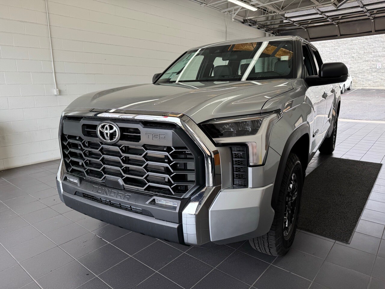2026 Toyota Tundra SR5 photo 3